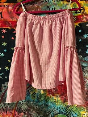 Off-Shoulder Pink Gingham Women’s Shirt 💓